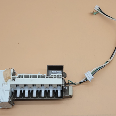 Genuine Refrigerator Whirlpool Ice Maker Part#W10498261