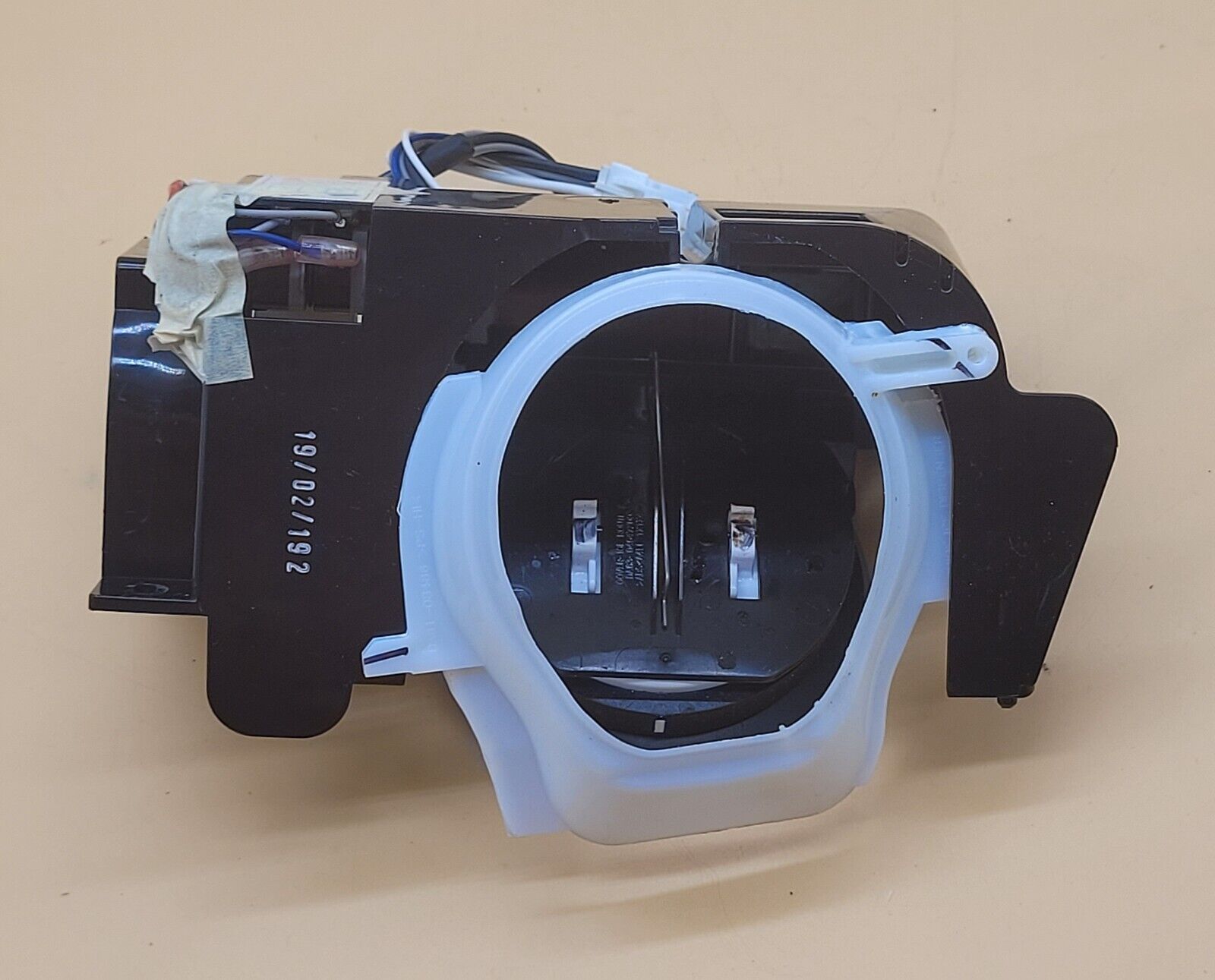 Genuine-Refrigerator-Samsung-Dispenser-Ice-Chute-PartMVCD18AR19-405664487479 Genuine Refrigerator Samsung Dispenser Ice Chute PartMVCD18AR19 405664487479